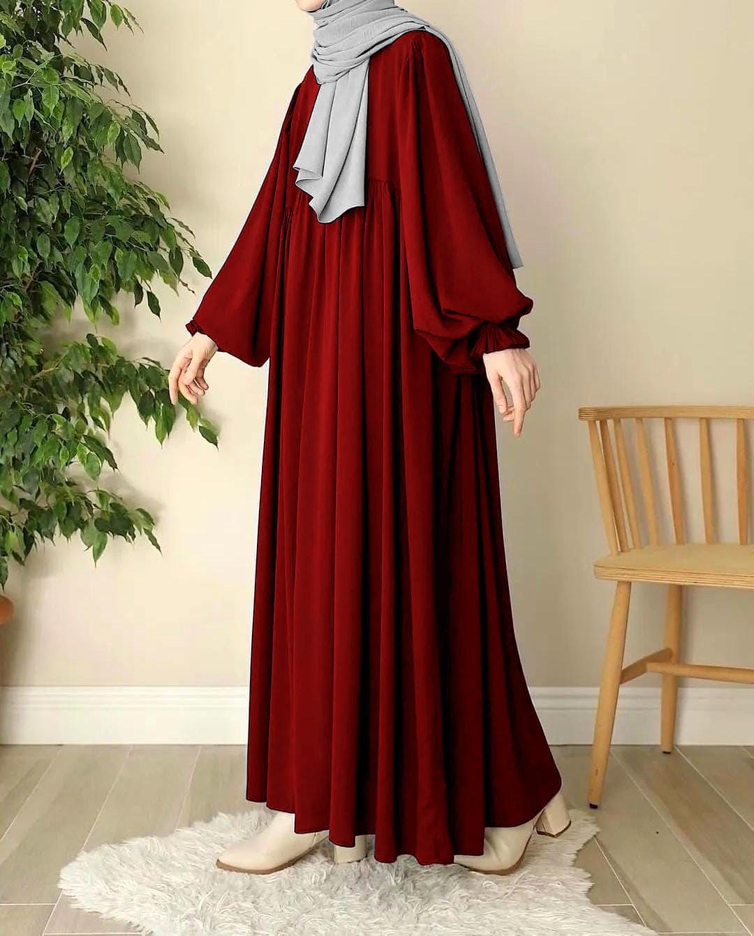 Maroon Georgette Textured Abaya with Stoller | Riwayah